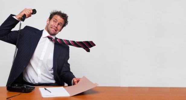 cold_calling-man-with-phone