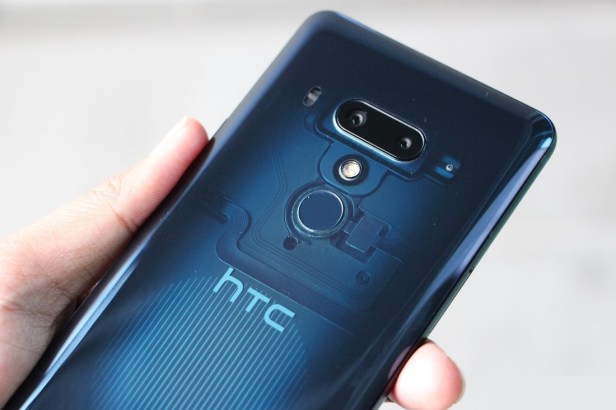HTC-U12-Plus-Smartphonegreece