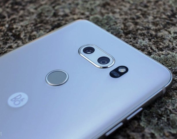 Lg-v40-Smartphonegreece