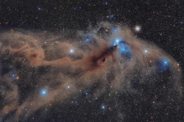 Corona-Australis-Dust-Complex-Mario-Cogo-Italy-Smartphonegreece