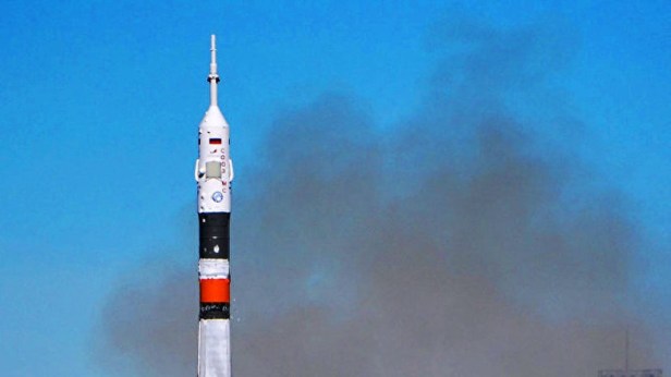 Soyuz-MC-10-Smartphonegreece (1)