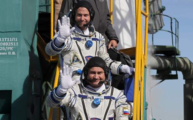 Soyuz-MC-10-Smartphonegreece (3)