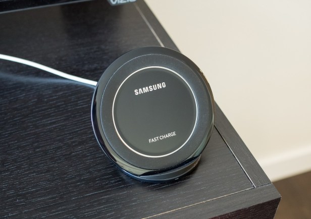 samsung-fast-wireless-charging-Smartphonegreece