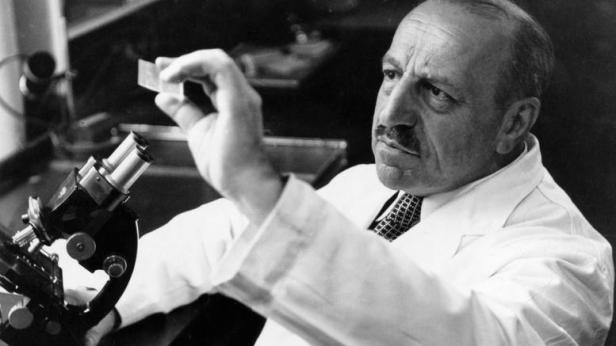 Papanikolaou-o-epistimonas-pou-swzei-tis-gunaikes-Smartphonegreece