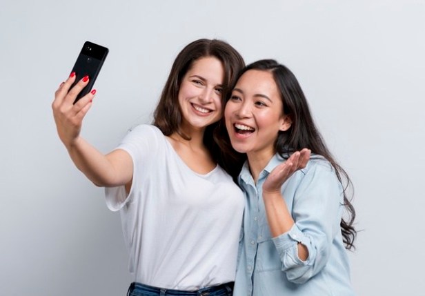 selfie_23-2148168153