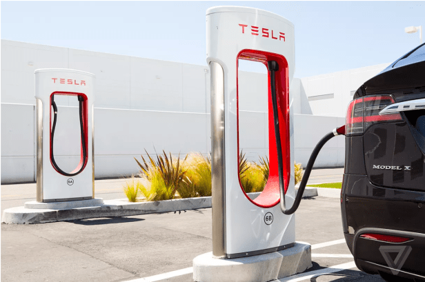 tesla-stations-Smartphonegreece