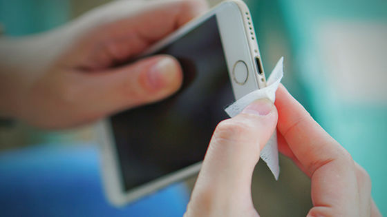 iphone cleaning Smartphonegreece 2