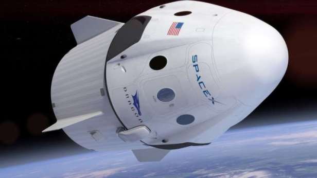 SpaceX-Dragon-Endeavour-Smartphonegreece
