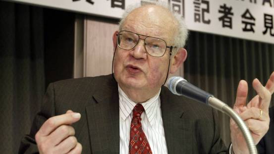 Benoit-Mandelbrot-Smartphonegreece