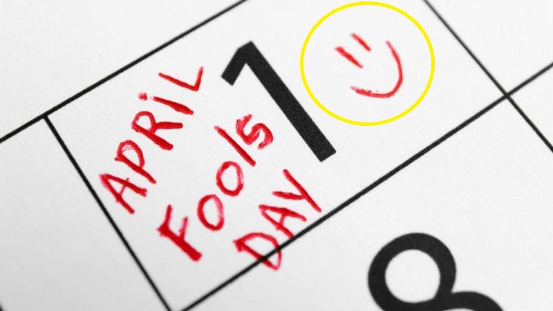 April-Fools-Day-SmartphoneGreece