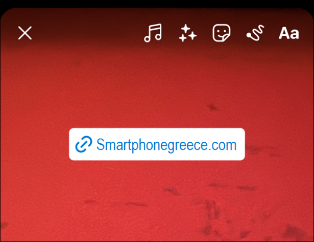 Place-the-links-sticker-in-story-and-tap-to-customize