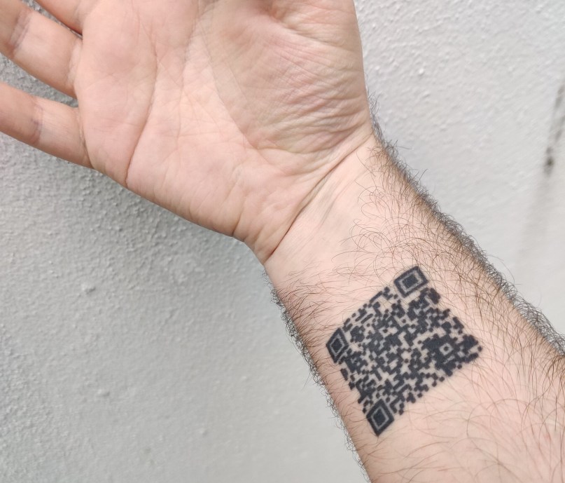 28QR-CODES2-mobileMasterAt3x