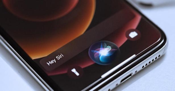 Siri-Smartphonegreece