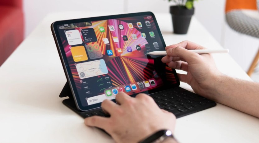 Google-dock-Smartphonegreece