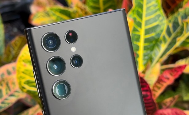 Galaxy_S23_Ultra_Smartphonegreece