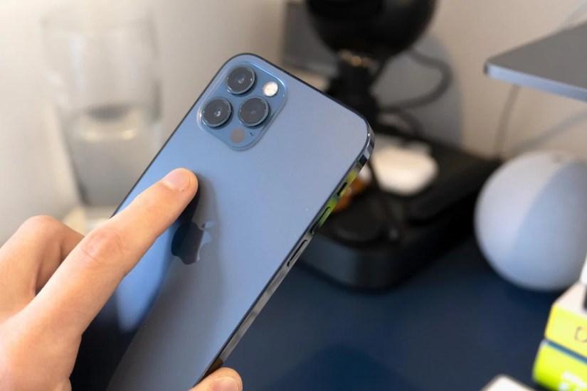 iphone-back-tap-Smartphonegreece