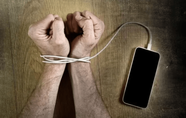 smartphone-addiction-Smartphonegreece