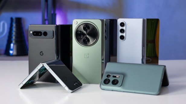 foldable-phones-Smartphonegreece